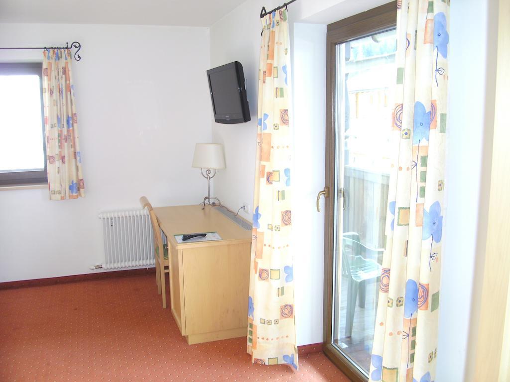 Hirzingerhof Hotel Westendorf Ruang foto